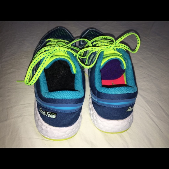 Women’s New Balance running shoes size 6.5 - Picture 3 of 6
